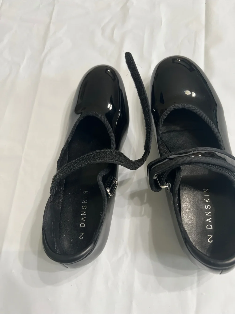 Tap Shoes for Dance. Danskin Black Patent Mary Jane Flats with Strap